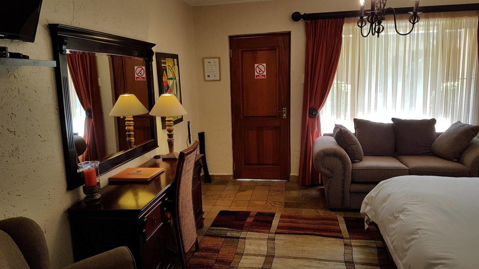 Jubilee Lodge Guest House Johannesburg Eksteriør bilde