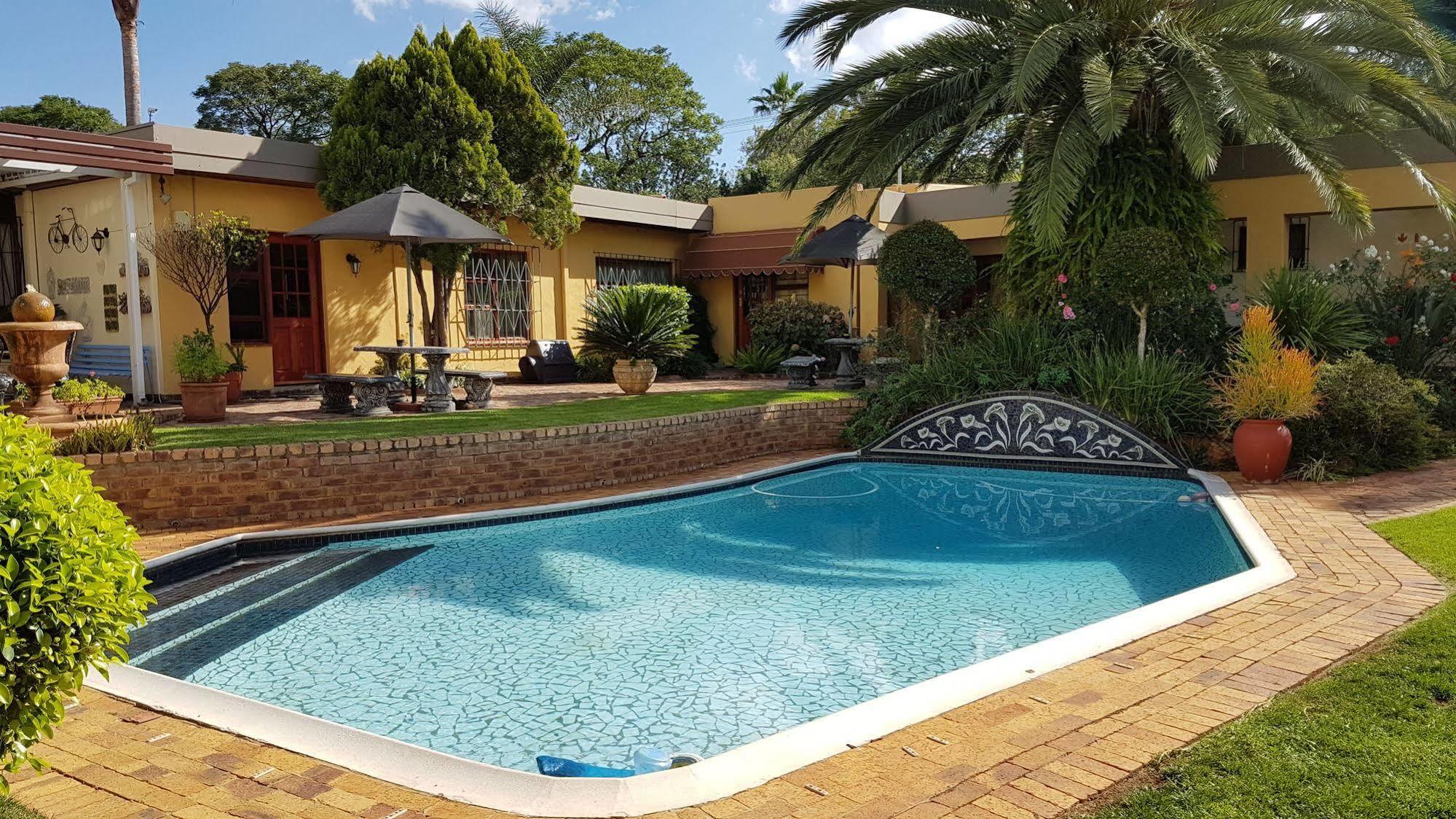 Jubilee Lodge Guest House Johannesburg Eksteriør bilde